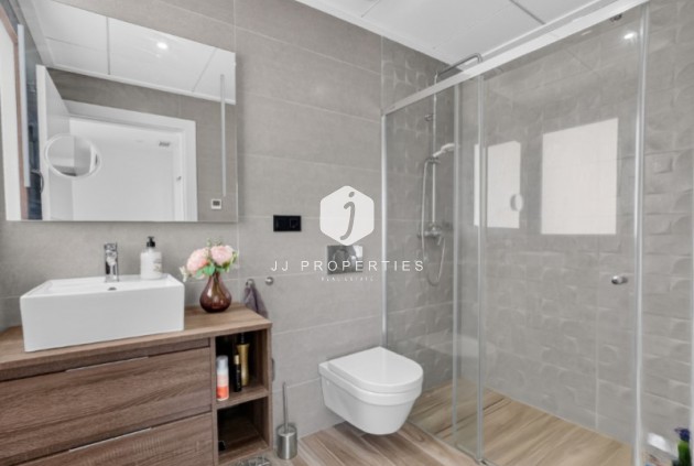 Tweedehands - Villa -
Torrevieja - Costa Blanca