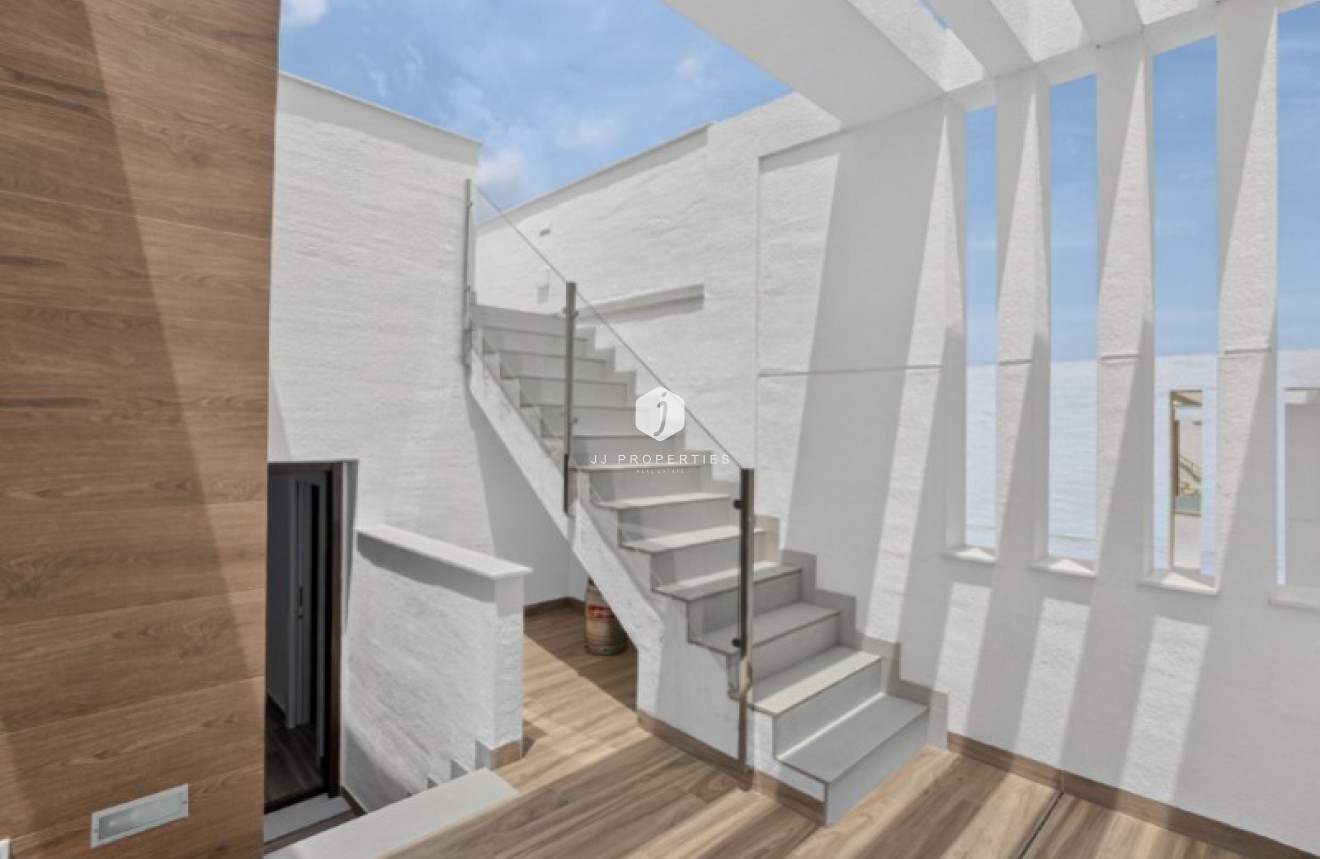 Tweedehands - Villa -
Torrevieja - Costa Blanca