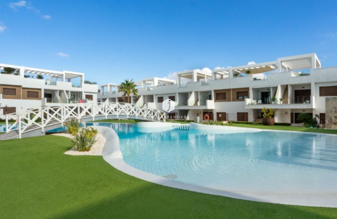 Tweedehands - Villa -
Torrevieja - Costa Blanca