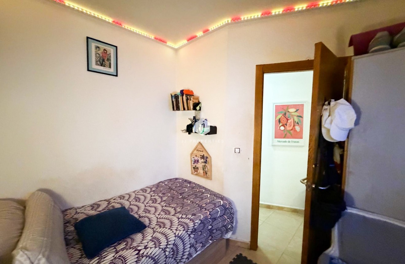 Tweedehands - Appartement / flat -
Torrevieja - Costa Blanca