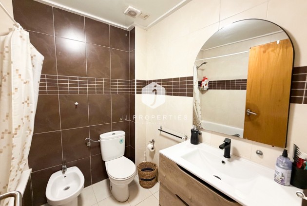 Tweedehands - Appartement / flat -
Torrevieja - Costa Blanca