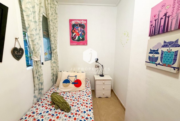 Tweedehands - Appartement / flat -
Torrevieja - Costa Blanca