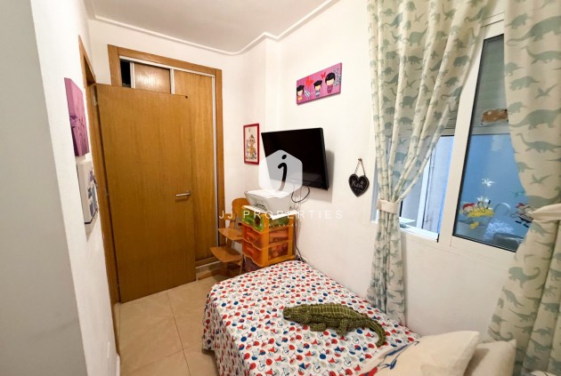 Tweedehands - Appartement / flat -
Torrevieja - Costa Blanca