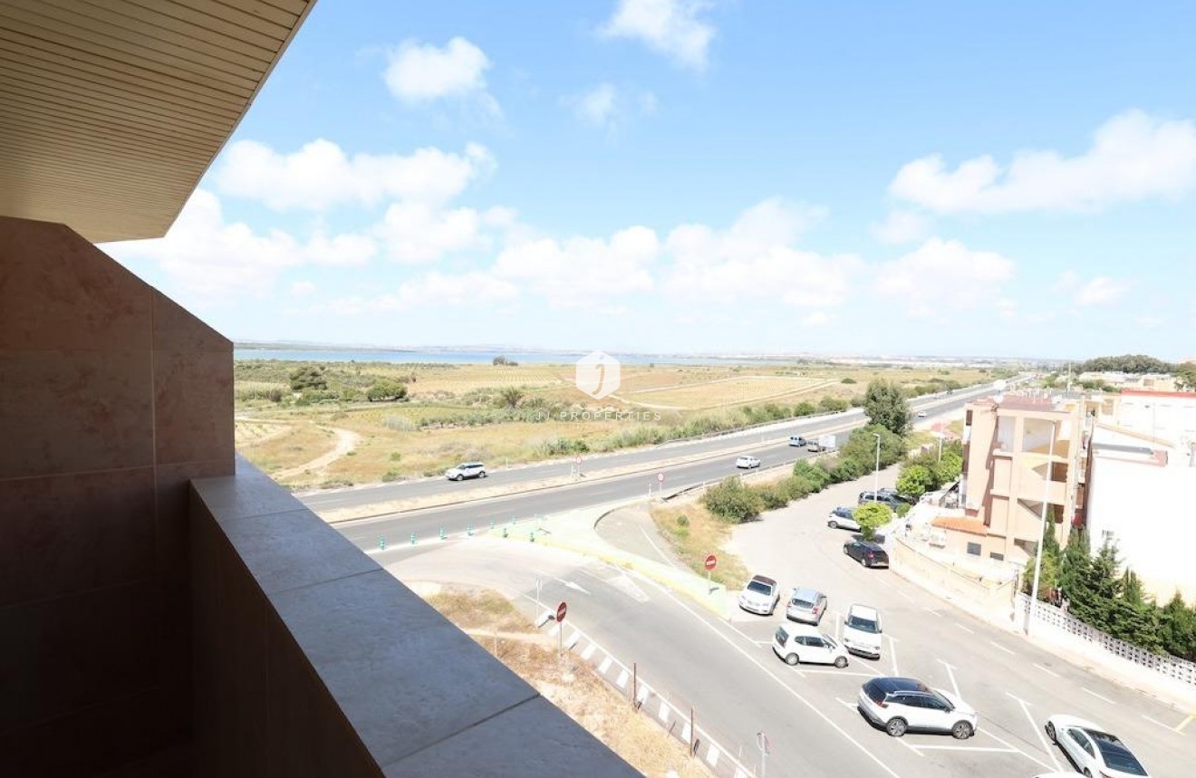 D'occasion - Appartement -
Torrevieja - Costa Blanca