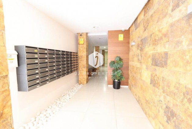 D'occasion - Appartement -
Torrevieja - Costa Blanca