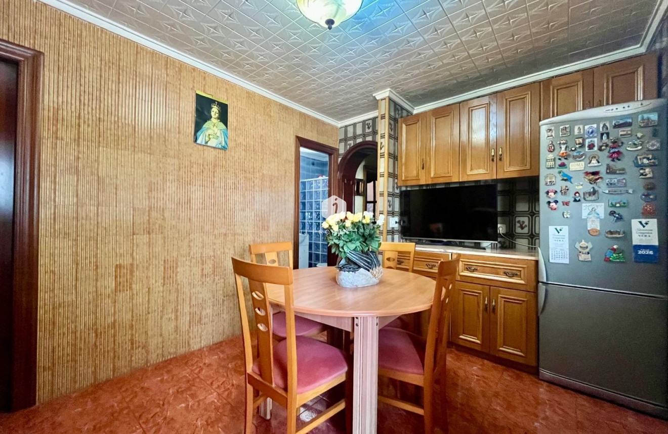 D'occasion - Appartement -
Torrevieja - Centro