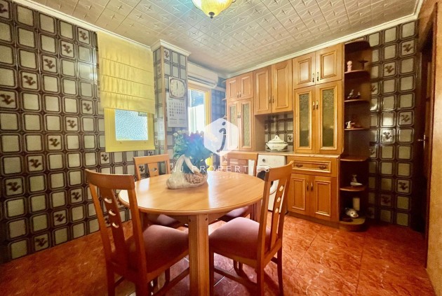 D'occasion - Appartement -
Torrevieja - Centro
