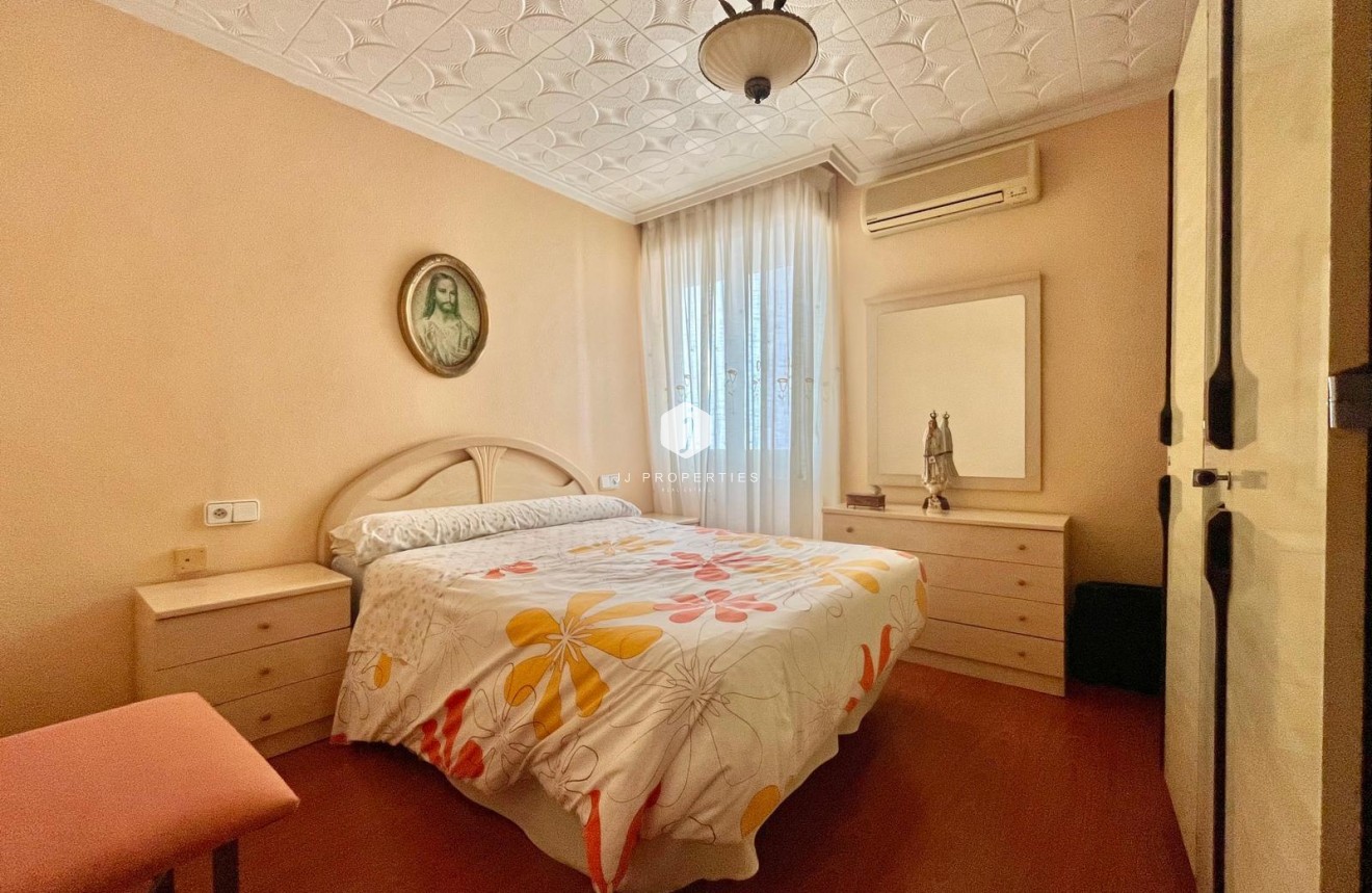 D'occasion - Appartement -
Torrevieja - Centro