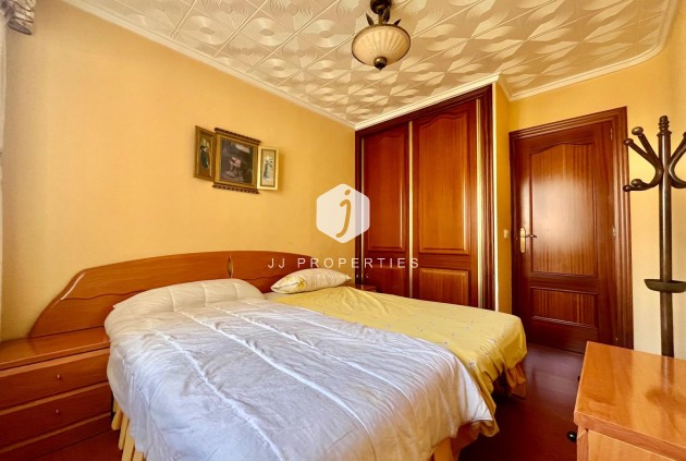 D'occasion - Appartement -
Torrevieja - Centro