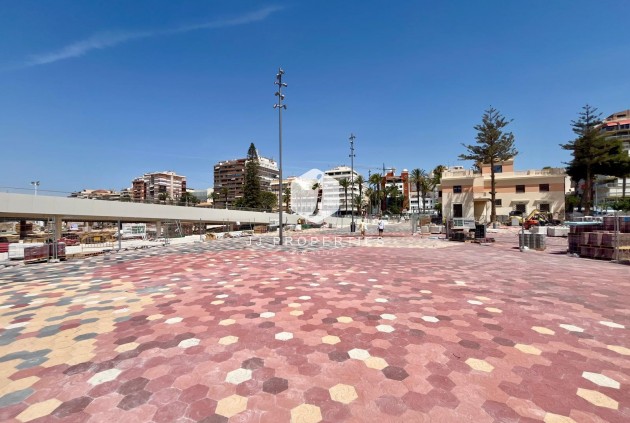 D'occasion - Appartement -
Torrevieja - Centro