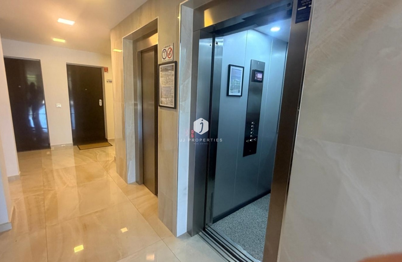 Aus zweiter Hand - Wohnung -
Los Altos - Costa Blanca