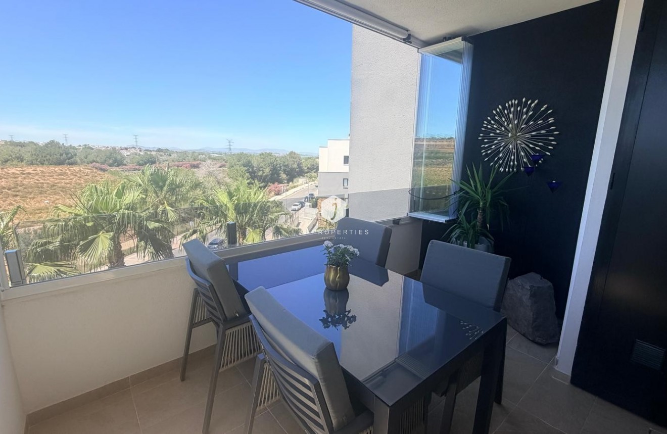 Aus zweiter Hand - Wohnung -
Los Altos - Costa Blanca
