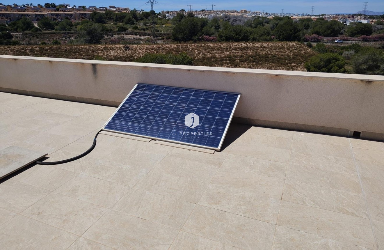 Aus zweiter Hand - Wohnung -
Los Altos - Costa Blanca