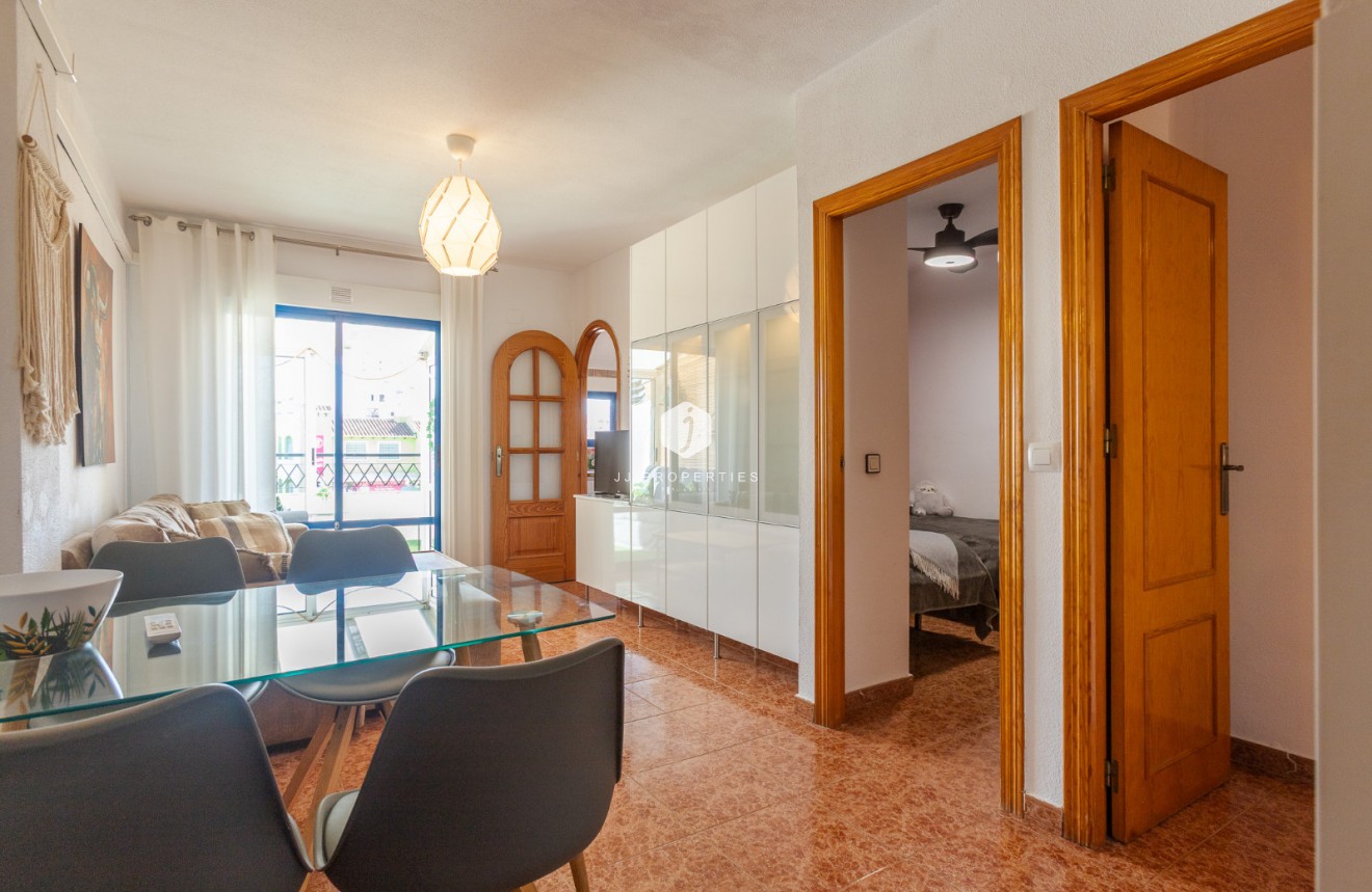 D'occasion - Appartement -
Torrevieja - Costa Blanca
