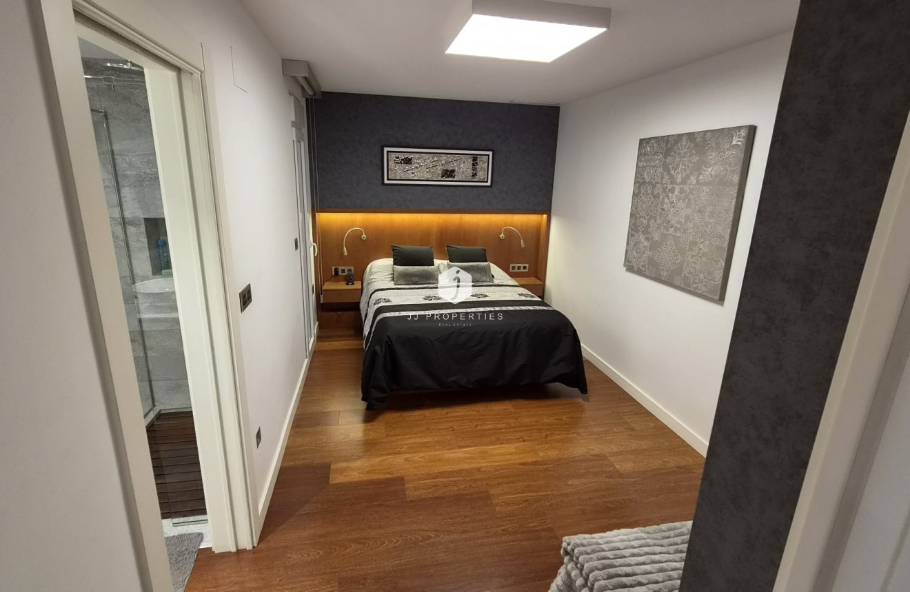 Tweedehands - Appartement / flat -
Torrevieja - Costa Blanca