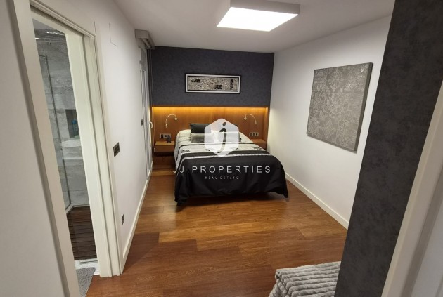 Tweedehands - Appartement / flat -
Torrevieja - Costa Blanca