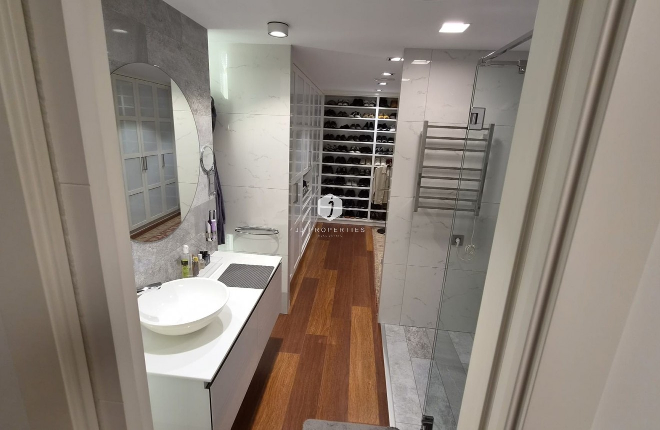 Tweedehands - Appartement / flat -
Torrevieja - Costa Blanca