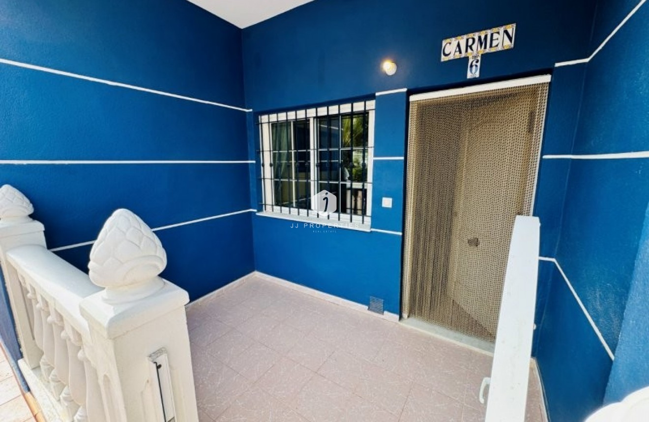 Resale - Apartment / flat -
La Mata - Costa Blanca