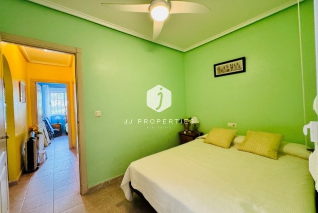 Resale - Apartment / flat -
La Mata - Costa Blanca