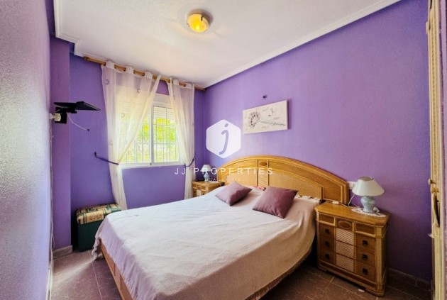 Resale - Apartment / flat -
La Mata - Costa Blanca