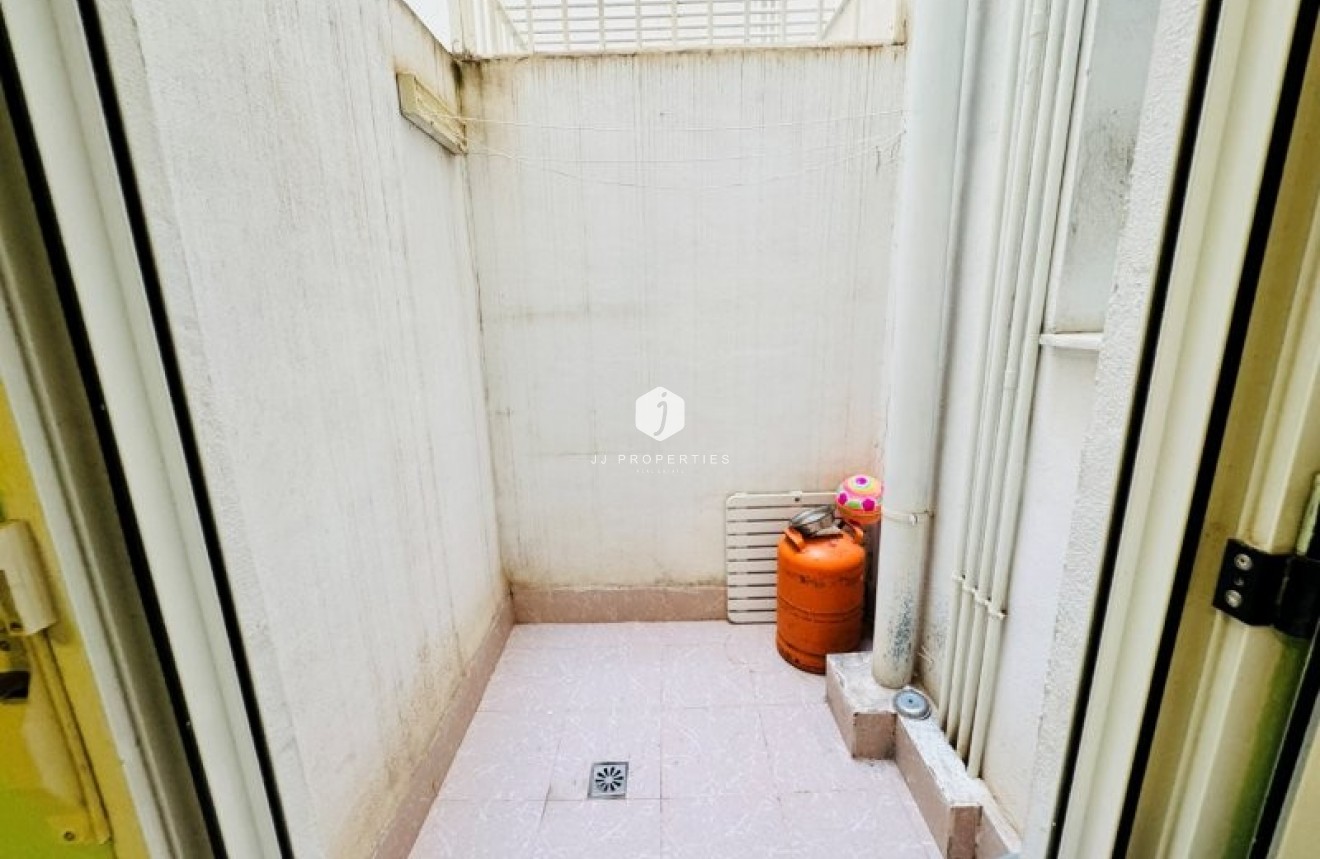 Resale - Apartment / flat -
La Mata - Costa Blanca