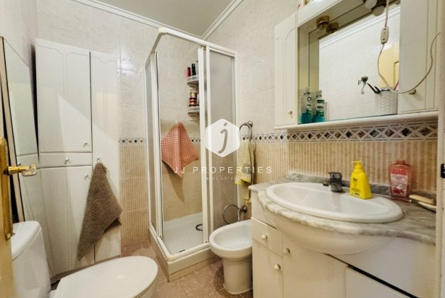 Resale - Apartment / flat -
La Mata - Costa Blanca