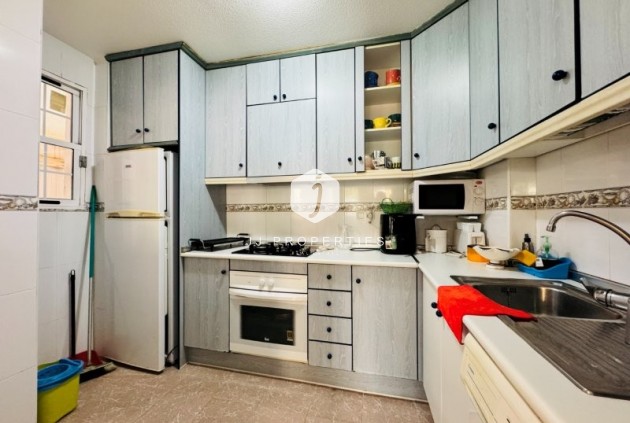 Resale - Apartment / flat -
La Mata - Costa Blanca