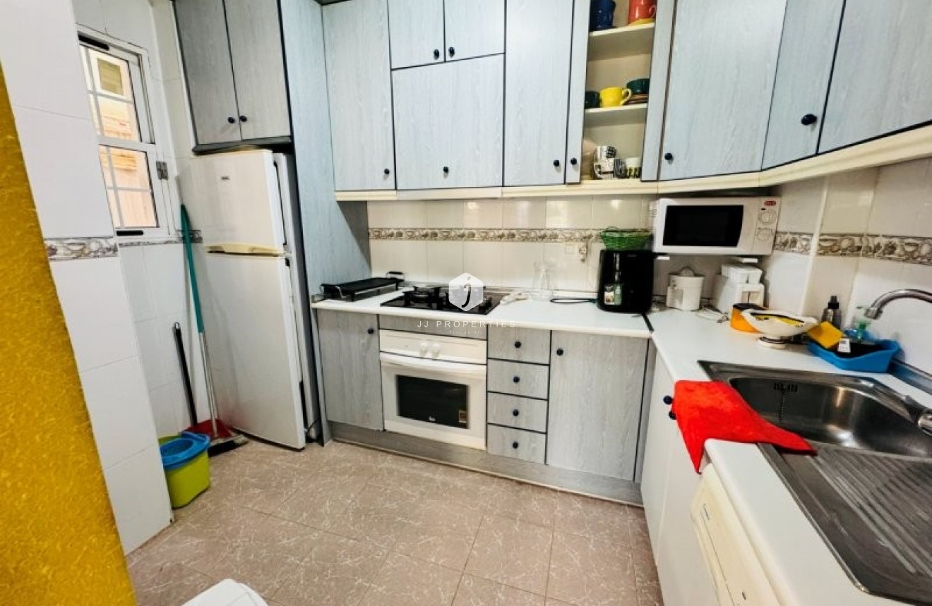 Resale - Apartment / flat -
La Mata - Costa Blanca