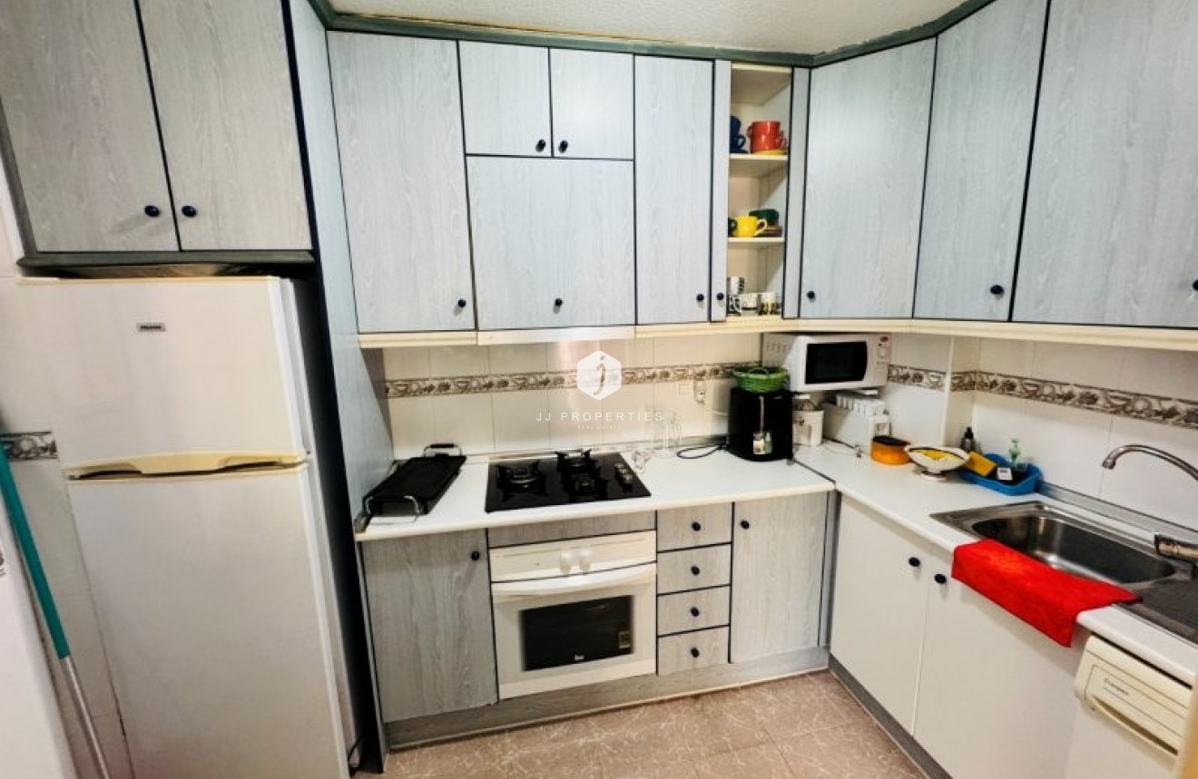 Resale - Apartment / flat -
La Mata - Costa Blanca