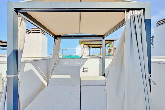 Z drugiej ręki - Szalet -
Torrevieja - Costa Blanca