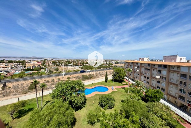 D'occasion - Attique -
Torrevieja - Costa Blanca
