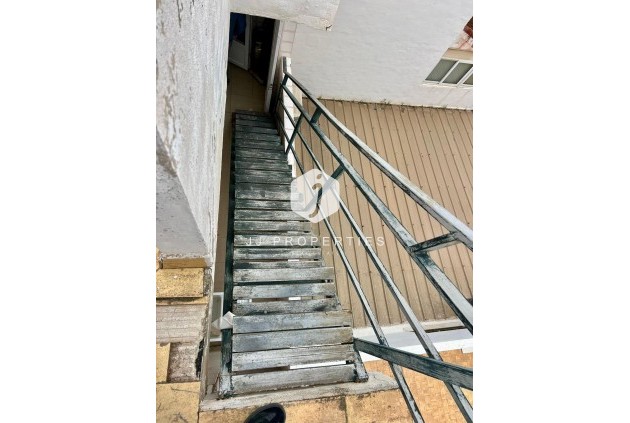 Resale - Apartment / flat -
Torrevieja - Centro