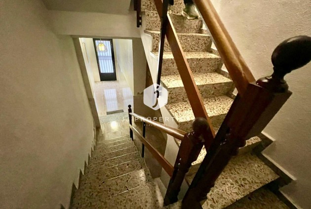 Resale - Apartment / flat -
Torrevieja - Centro