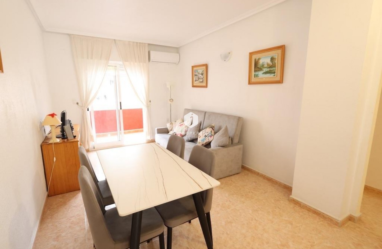 Tweedehands - Appartement / flat -
Torrevieja - Costa Blanca
