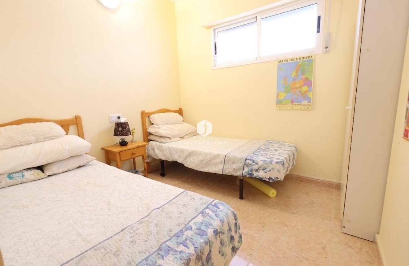 Tweedehands - Appartement / flat -
Torrevieja - Costa Blanca
