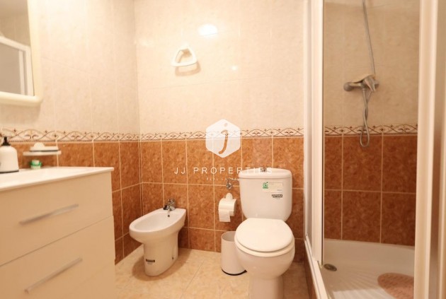 Tweedehands - Appartement / flat -
Torrevieja - Costa Blanca