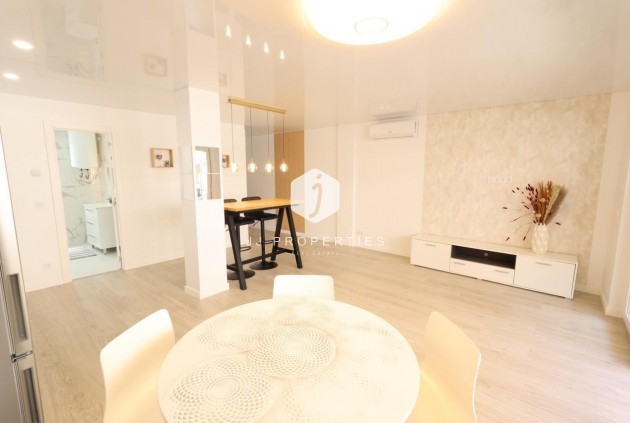 Tweedehands - Appartement / flat -
Torrevieja - Costa Blanca