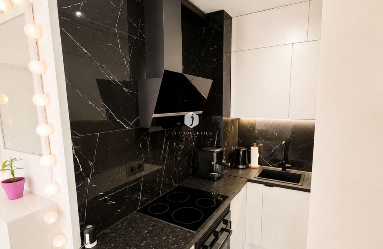 Resale - Bungalow -
Torrevieja - Carrefour