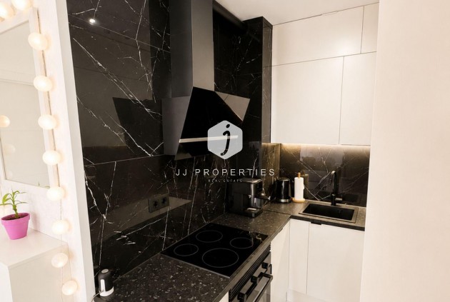 Resale - Bungalow -
Torrevieja - Carrefour