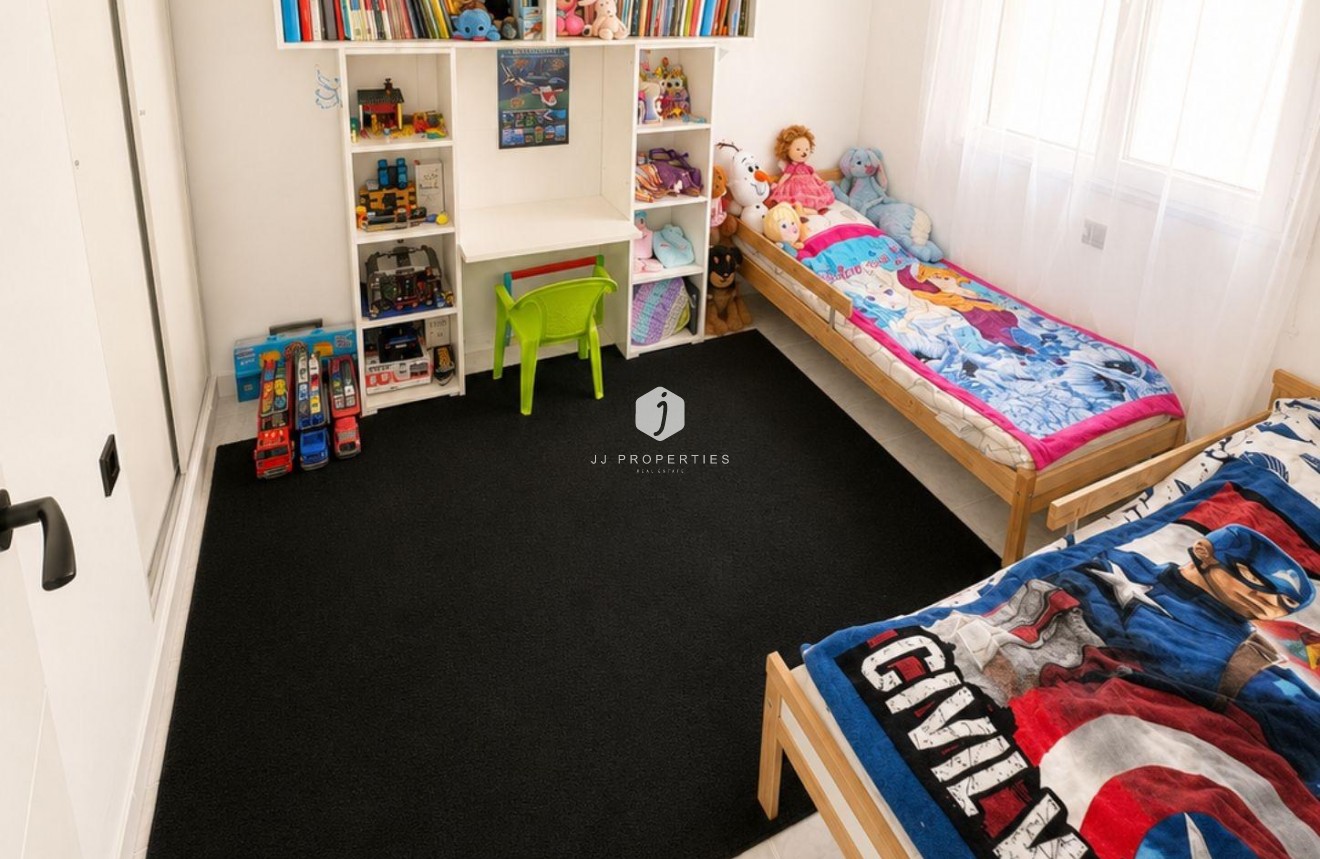Resale - Bungalow -
Torrevieja - Carrefour