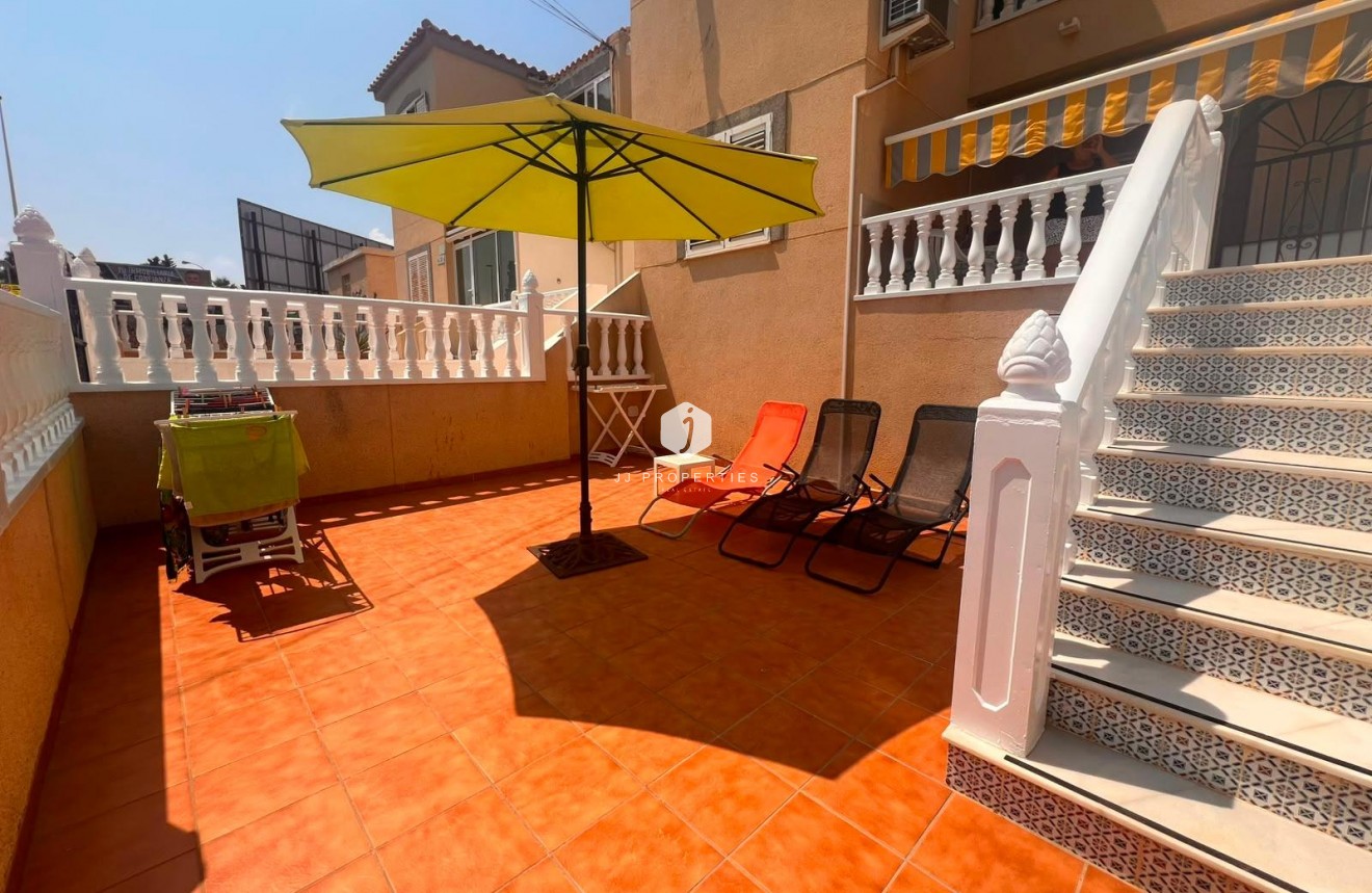 Tweedehands - Bungalow -
Torrevieja - Torrejón