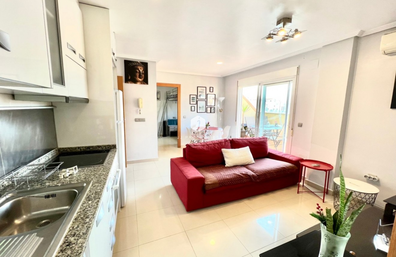 D'occasion - Attique -
Torrevieja - Centro