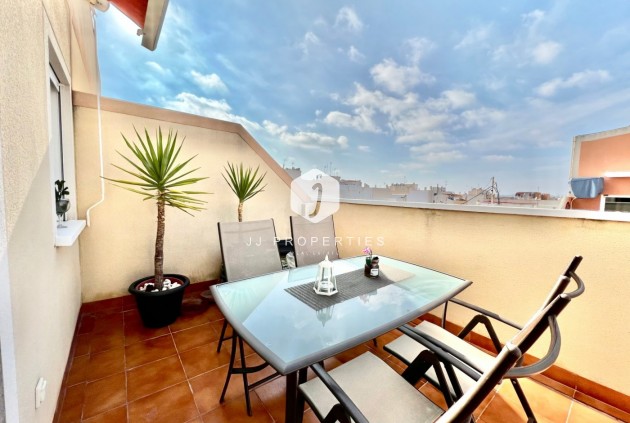 D'occasion - Attique -
Torrevieja - Centro