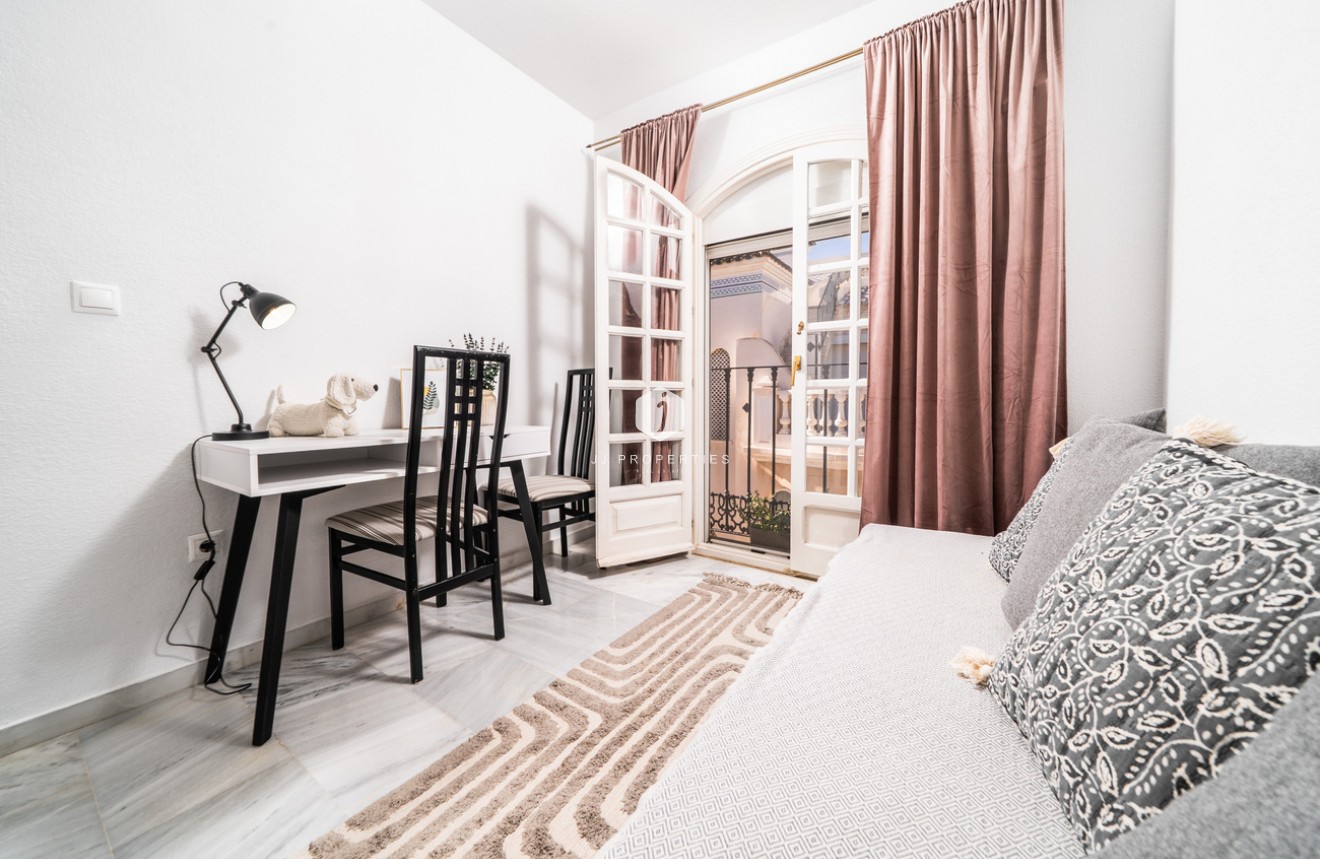 Aus zweiter Hand - Wohnung -
Torrevieja - aguas nuevas