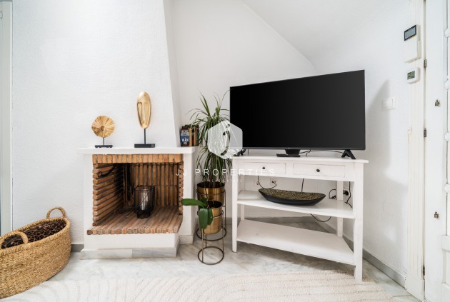 Aus zweiter Hand - Wohnung -
Torrevieja - aguas nuevas