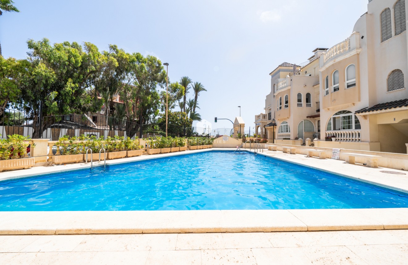 Aus zweiter Hand - Wohnung -
Torrevieja - aguas nuevas