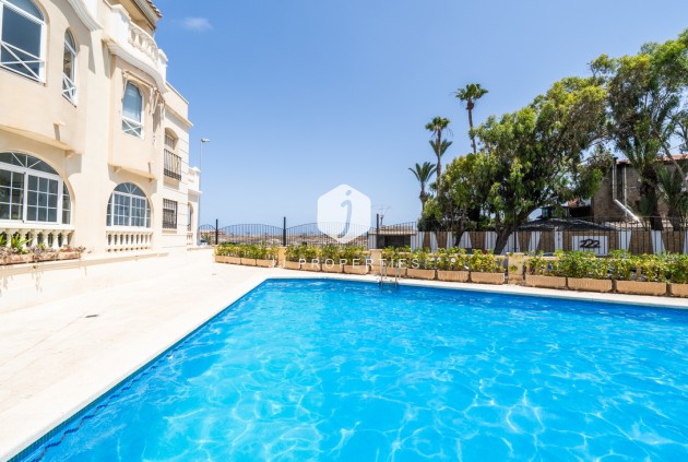 Aus zweiter Hand - Wohnung -
Torrevieja - aguas nuevas