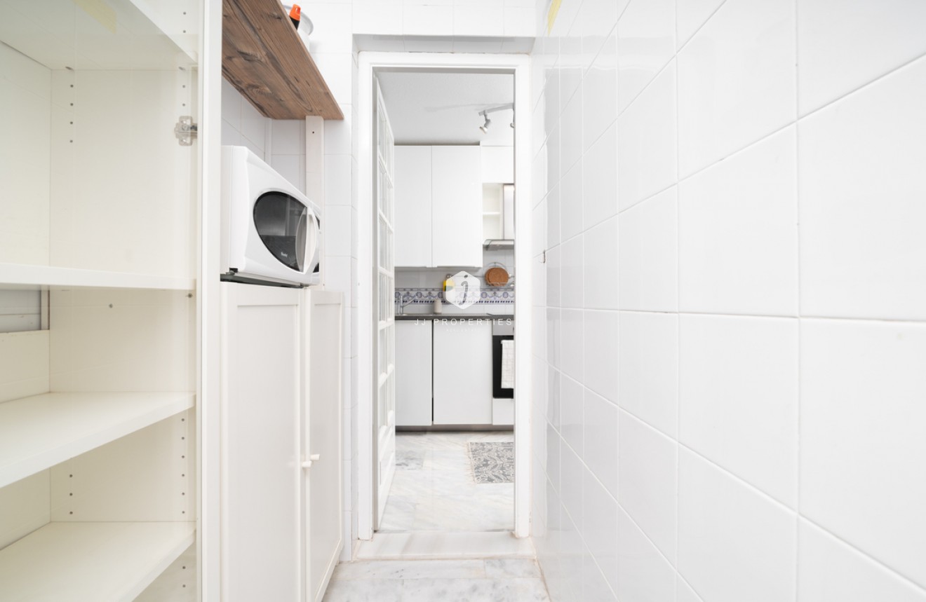 Aus zweiter Hand - Wohnung -
Torrevieja - aguas nuevas