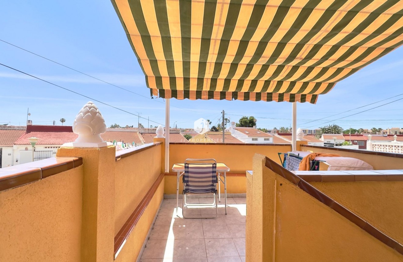 Tweedehands - Bungalow -
Torrevieja - Torretas