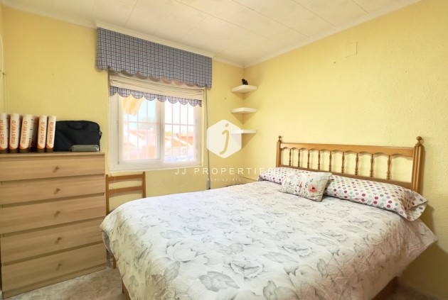 Tweedehands - Bungalow -
Torrevieja - Torretas